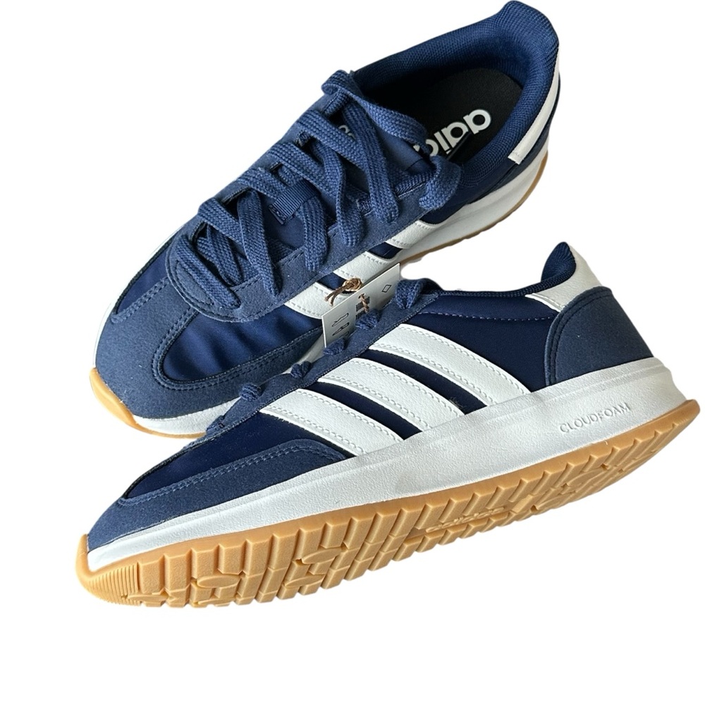 4 (Youth) Adidas Run 70's 2.0 Sneakers NWT